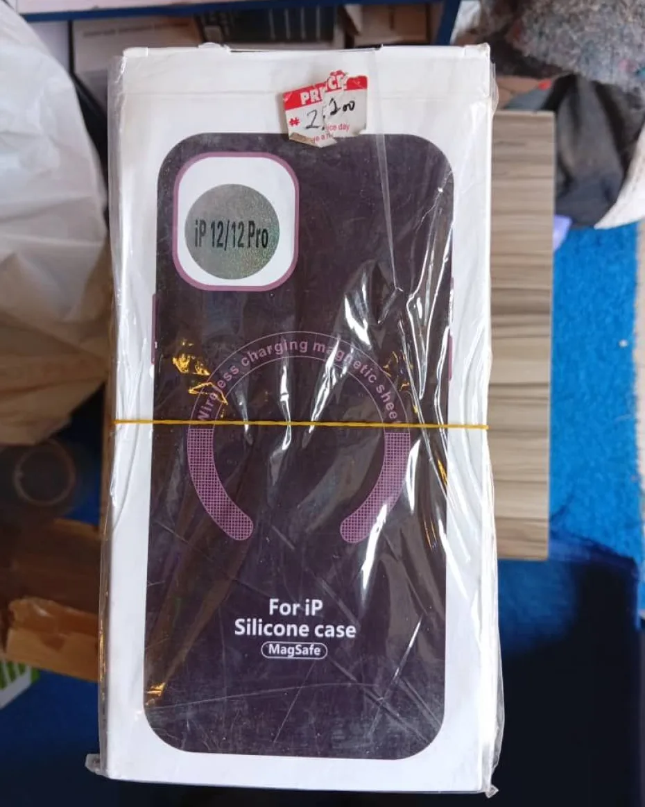 Iphone Silicone Pouch Magsafe