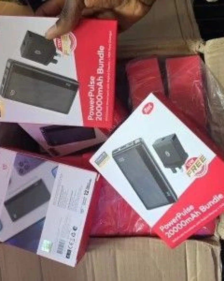 Itel 20,000mah powerbank + 12w charger