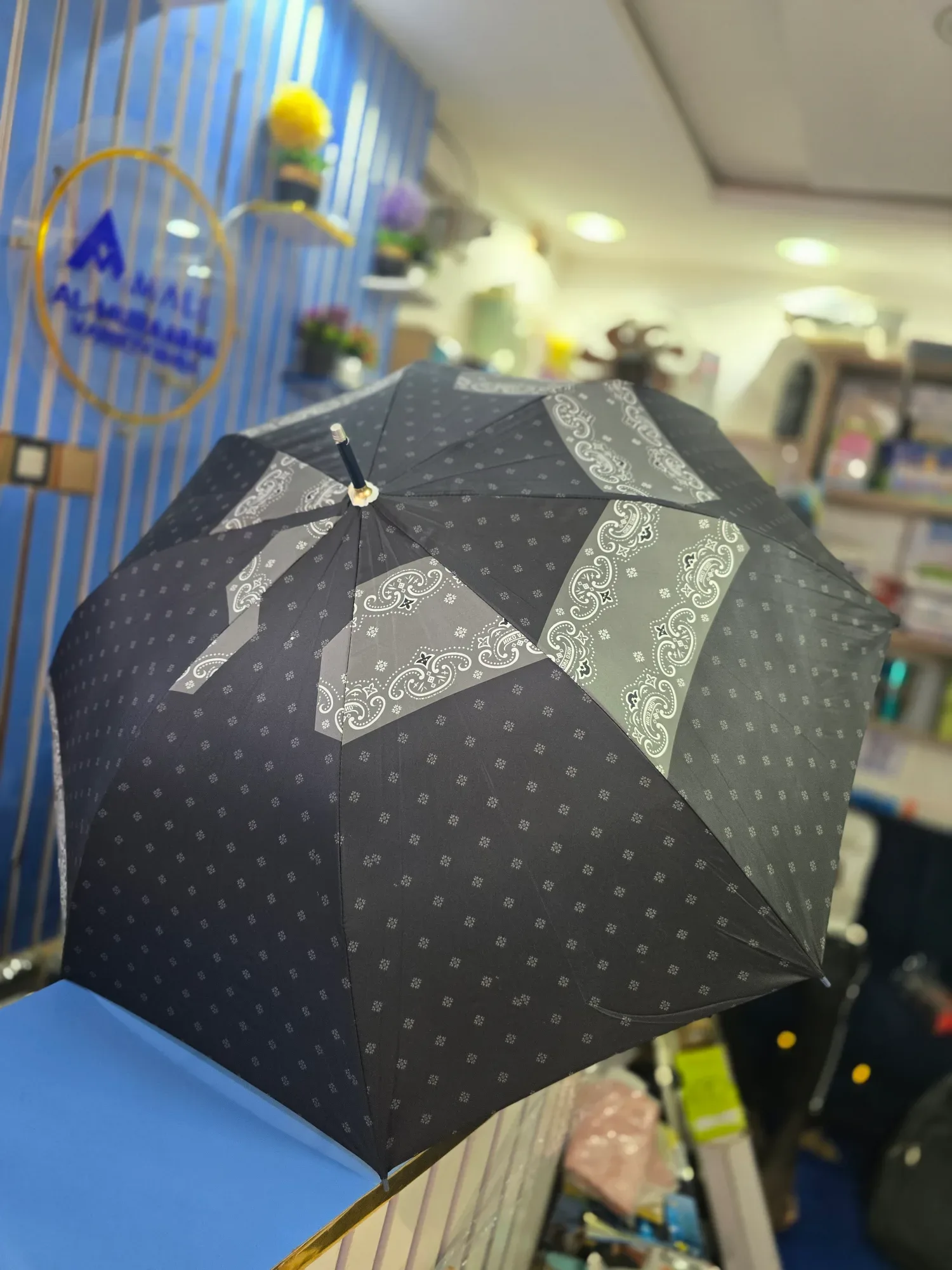 Curve Umbrella | Almubaarak Variety Mall