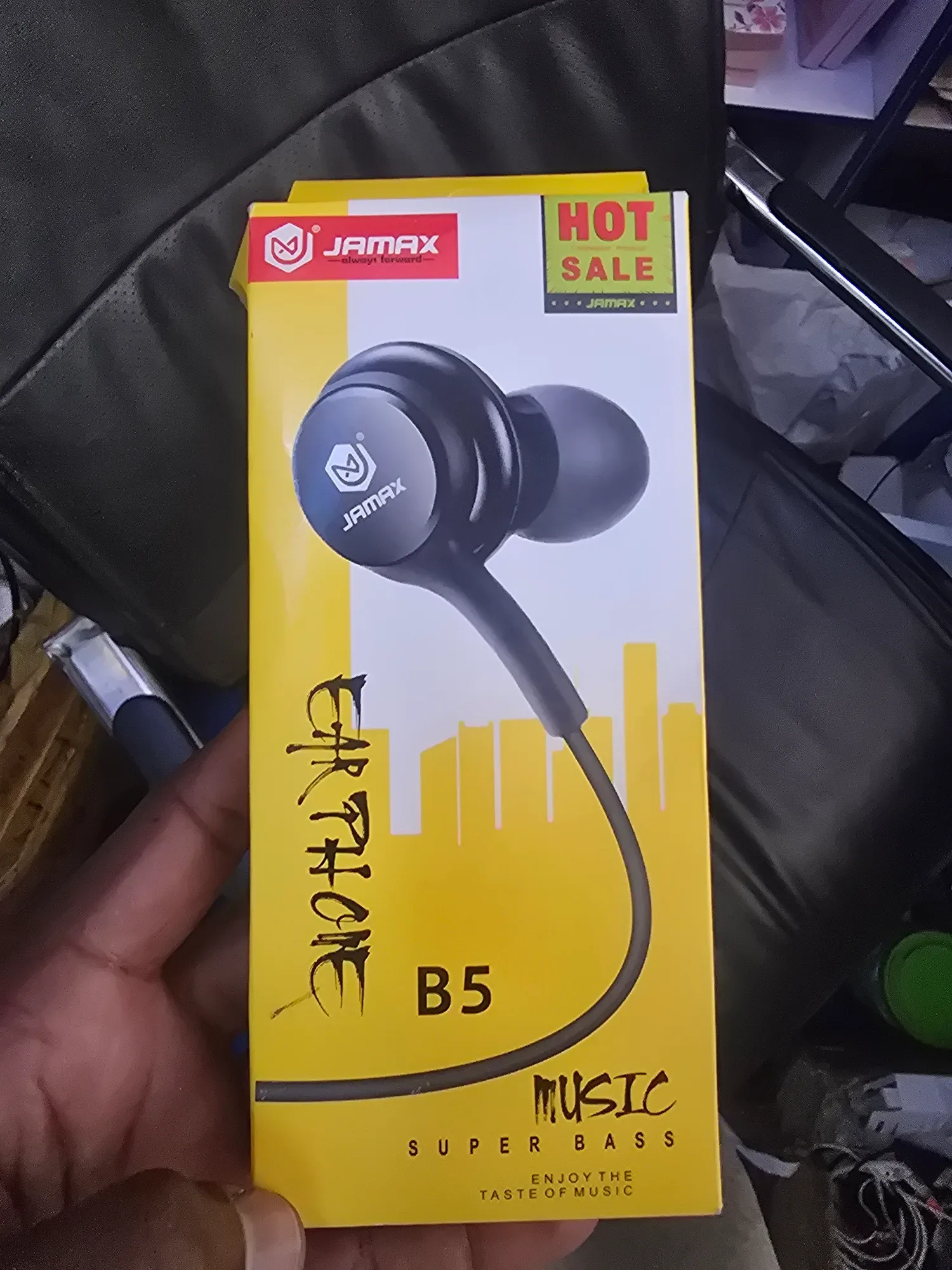 Jamax B5 earphone