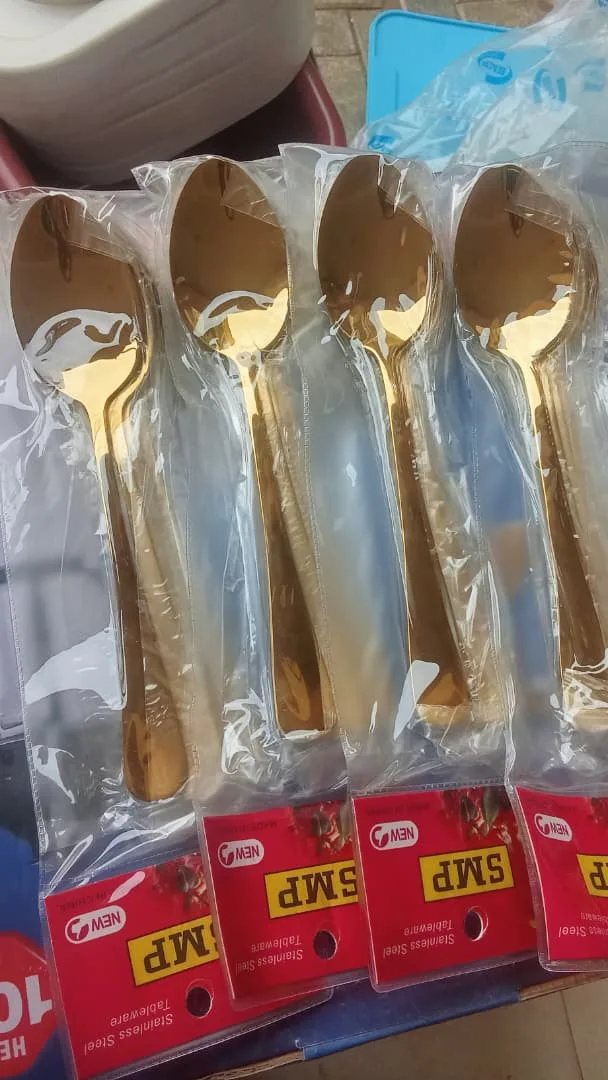Medium Gold Spoon 6pcs