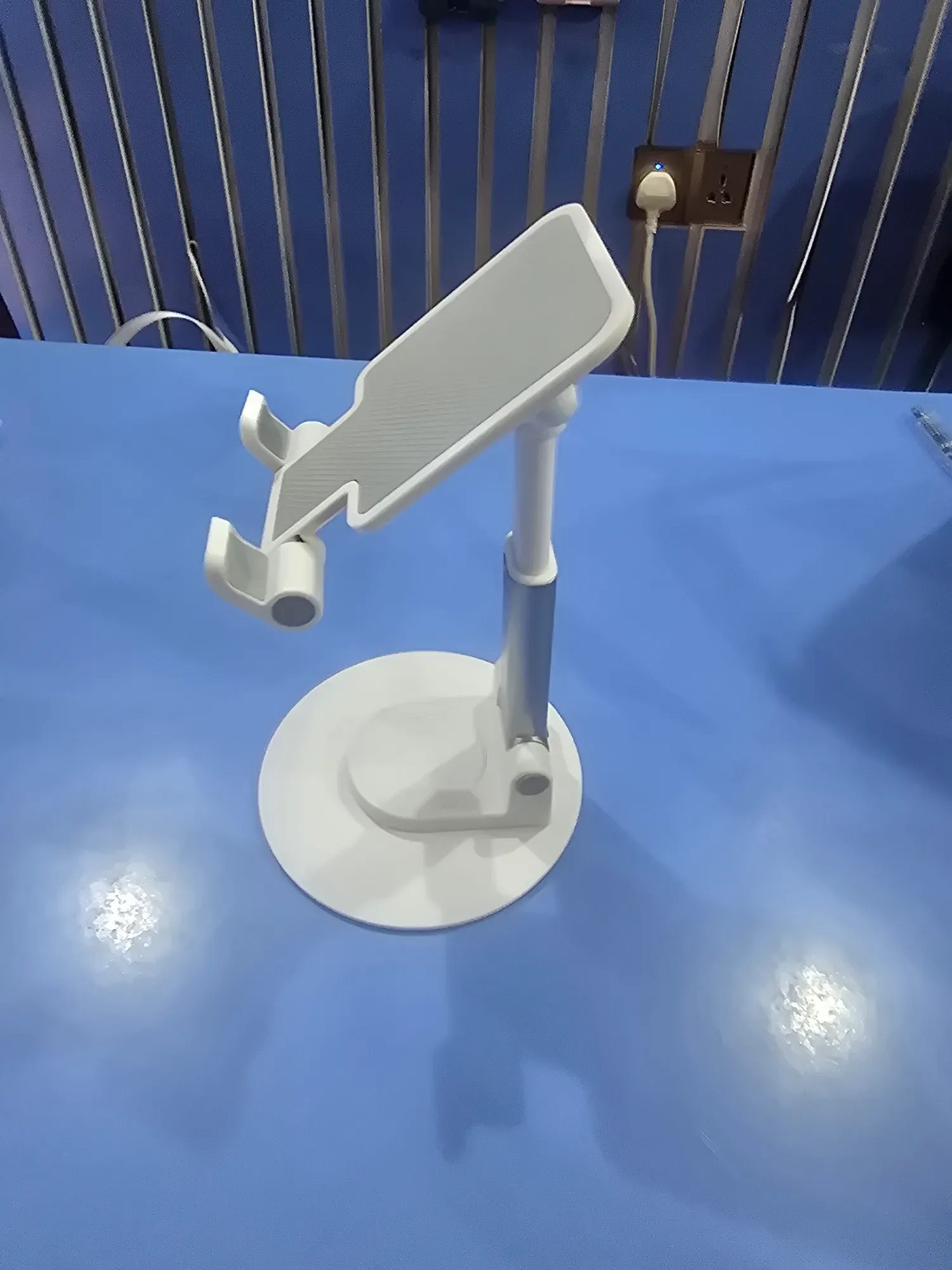 T21 Rotating Phone stand (Bulk)